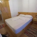 Vendégház Tearra Gjirokastra