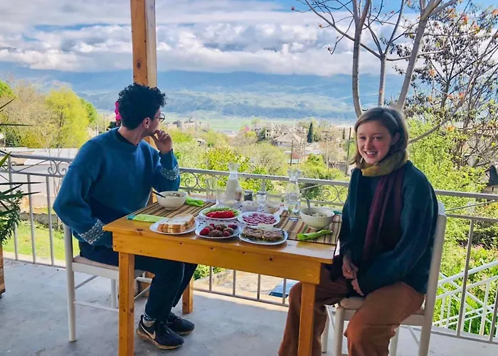 Tearra Konukevi Gjirokastër