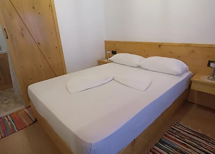 Konukevi Tearra Gjirokastër